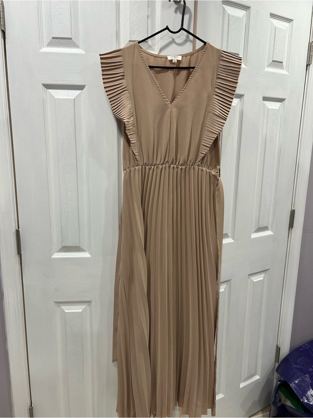 Umgee Taupe Pleated V-Neck Maxi Dress
